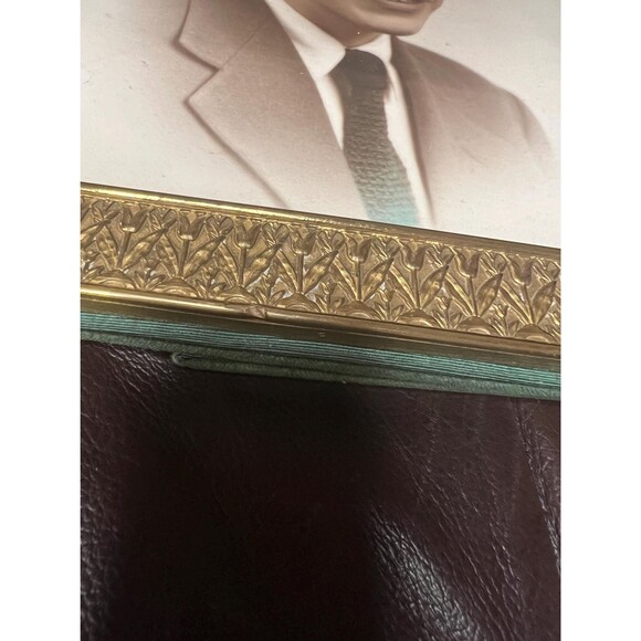 Brass Picture Frame 8x10 Embossed Foliate Border Mid-Century Portrait Frame VTG - Picture 4 of 4